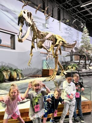 Kinder students on field trip at Dinosaur Museum