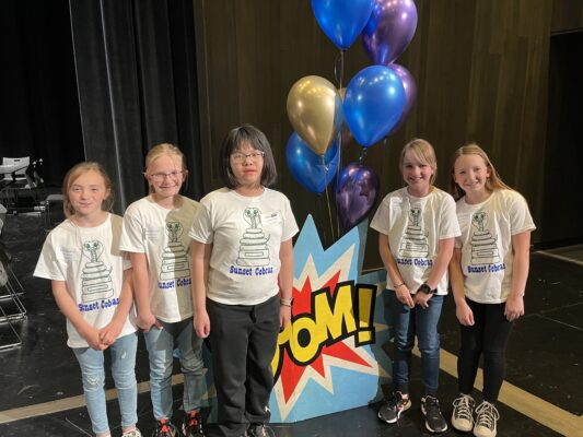 Sunset View Students Compete at the District Battle of the Books